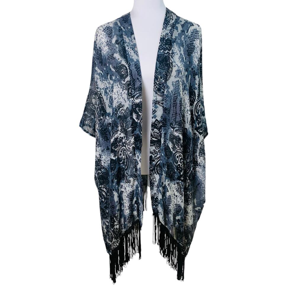 Avenue One Size Short Sleeve Open Shawl Cardigan Kimono Slate Blue Grey Fringe